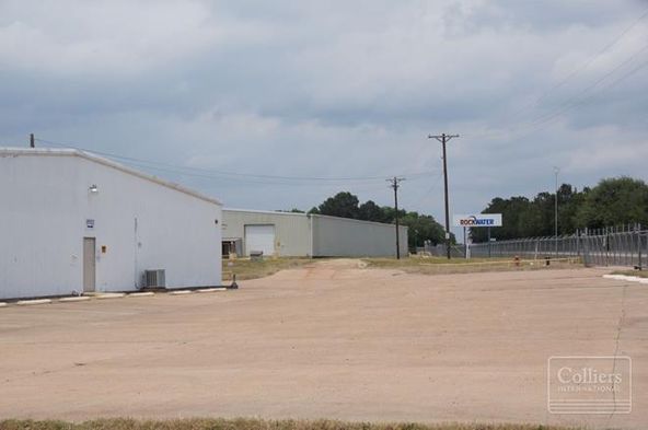 Industrial Complex : 11723-11243 Tx-19, Lovelady, TX 75851
